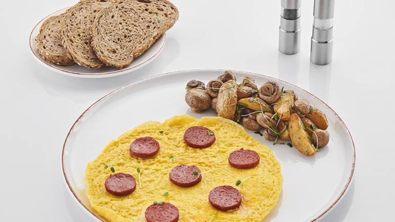 Turkish Sucuk Omelette