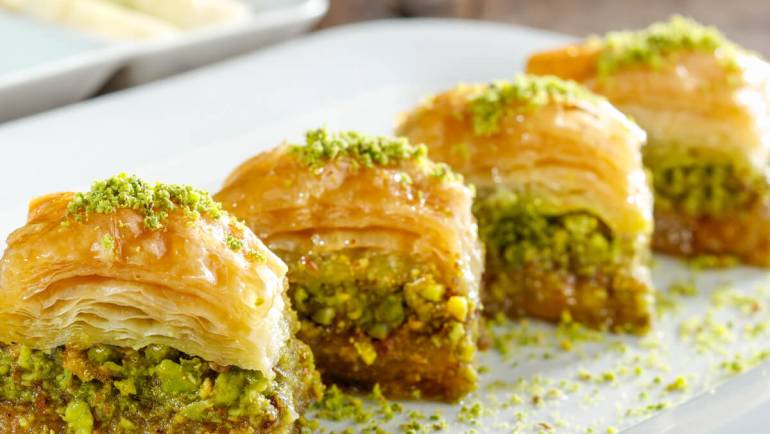 بقلاوة بالفستق (4 قطع)