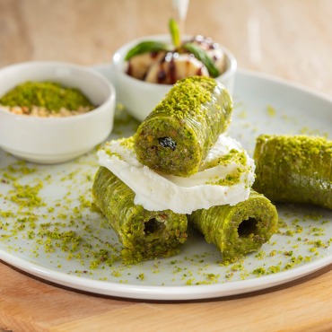 Pistachio Dolma (4 Pieces)